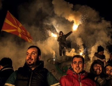 Το έγκλημα των Πρεσπών έχει & «ουρά»: Aιτήσεις αποζημιώσεων από «Μακεδόνες του Αιγαίου» κατά Ελλάδας ύψους 3 τρισ. ευρώ!
